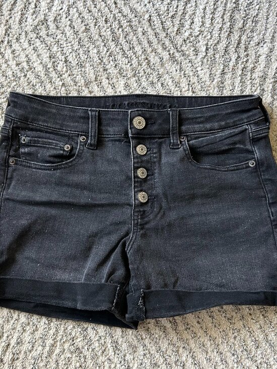 American Eagle Outfitters Pants - American Eagle Black Midi Jean Shorts!